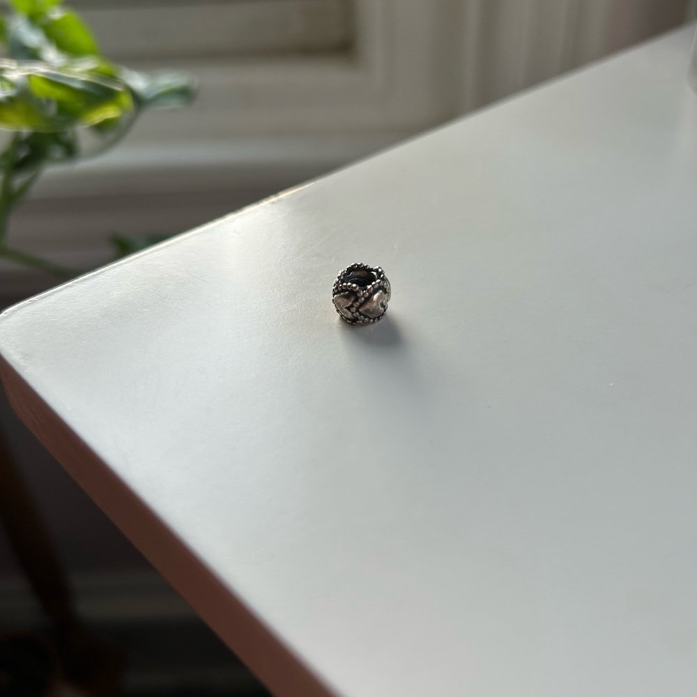 Pandora "Everlasting Love' Heart Charm - Picture 3 of 3